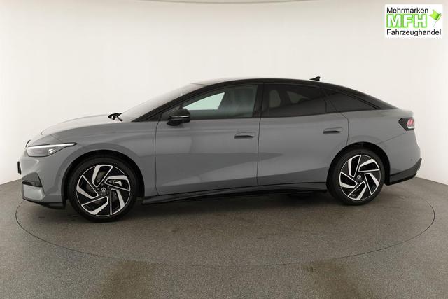 Volkswagen ID.7 Pro 210 kW Black, HuD, IQ.Light, IQ.Drive, AreaView, Side, 20-Zoll 