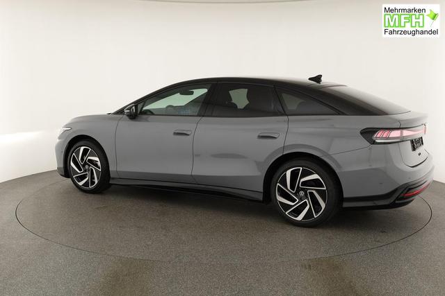 Volkswagen ID.7 Pro 210 kW Black, HuD, IQ.Light, IQ.Drive, AreaView, Side, 20-Zoll 