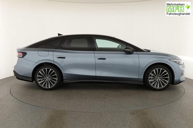 Volkswagen ID.7 Pro 210 kW Black, HuD, IQ.Light, IQ.Drive, AreaView, Side, 20-Zoll 
