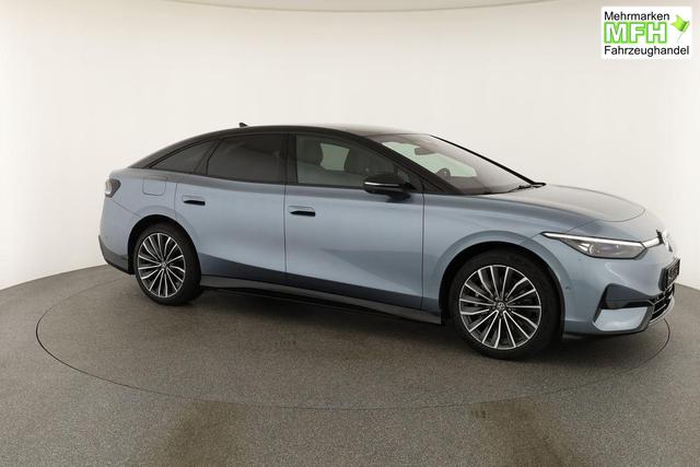 Volkswagen ID.7 Pro 210 kW Black, HuD, IQ.Light, IQ.Drive, AreaView, Side, 20-Zoll 