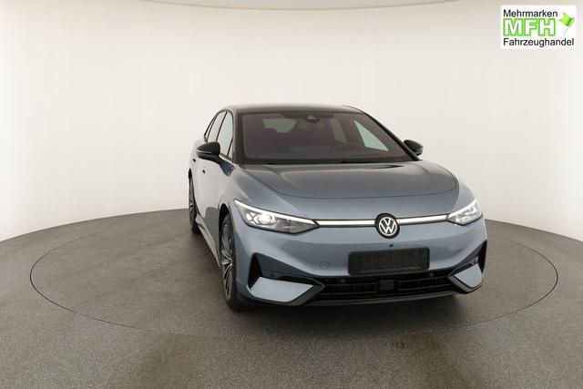 Volkswagen ID.7 Pro 210 kW Black, HuD, IQ.Light, IQ.Drive, AreaView, Side, 20-Zoll 