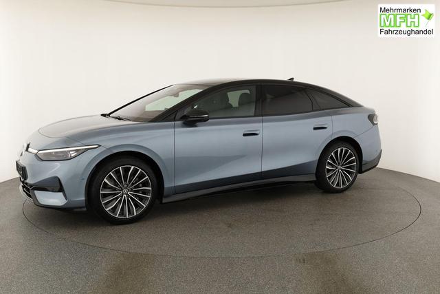 Volkswagen ID.7 Pro 210 kW Black, HuD, IQ.Light, IQ.Drive, AreaView, Side, 20-Zoll 
