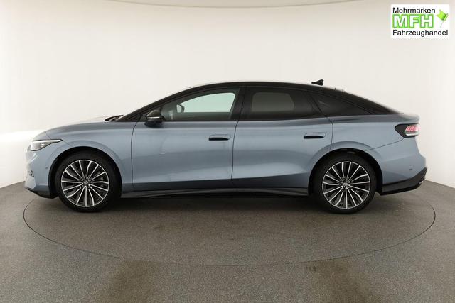 Volkswagen ID.7 Pro 210 kW Black, HuD, IQ.Light, IQ.Drive, AreaView, Side, 20-Zoll 