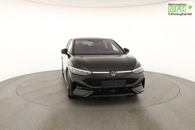 Volkswagen ID.7 Pro 210 kW Black, AHK, HuD, IQ.Light, IQ.Drive, AreaView, Side, 20-Zoll 