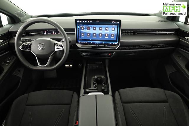Volkswagen ID.7 Pro 210 kW Black, AHK, HuD, IQ.Light, IQ.Drive, AreaView, Side, 19-Zoll 