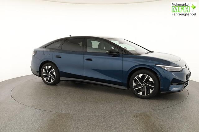Volkswagen ID.7 Pro 210 kW Black, AHK, HuD, IQ.Light, IQ.Drive, AreaView, Side, 19-Zoll 