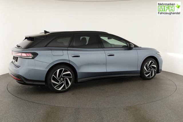 Volkswagen ID.7 Pro 210 kW Tourer Black, HuD, IQ.Light, IQ.Drive, AreaView, Side, 20-Zoll 