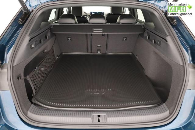 Volkswagen ID.7 Pro 210 kW Tourer Black, AHK, HuD, IQ.Light, IQ.Drive, AreaView, Side, 20-Zoll 
