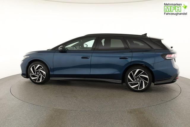Volkswagen ID.7 Pro 210 kW Tourer Black, AHK, HuD, IQ.Light, IQ.Drive, AreaView, Side, 20-Zoll 