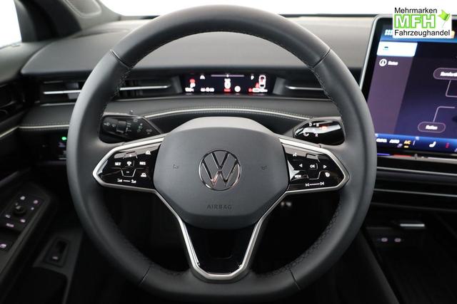 Volkswagen ID.7 Pro 210 kW Tourer Black, AHK, HuD, IQ.Light, IQ.Drive, AreaView, Side, 20-Zoll 