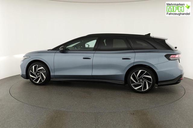 Volkswagen ID.7 Pro 210 kW Tourer Black, AHK, HuD, IQ.Light, IQ.Drive, AreaView, Side, 20-Zoll 