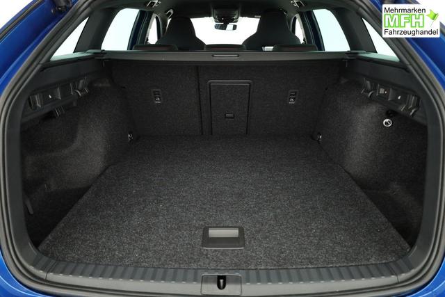 Skoda Octavia Combi 2.0 TSI 195 kW RS DSG, Standheizung, AHK, Navi, Matrix, Side, Winter, 5 J.-Garantie 
