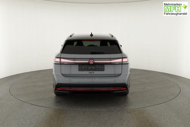 Volkswagen ID.7 Pro 210 kW Tourer Black, HuD, IQ.Light, IQ.Drive, AreaView, Side, 20-Zoll 