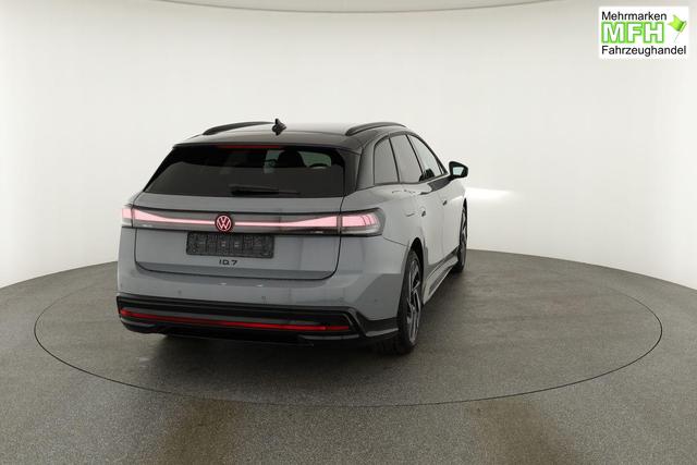 Volkswagen ID.7 Pro 210 kW Tourer Black, HuD, IQ.Light, IQ.Drive, AreaView, Side, 20-Zoll 