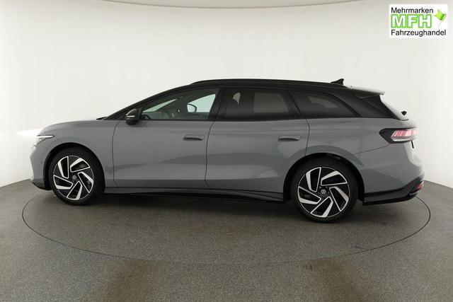 Volkswagen ID.7 Pro 210 kW Tourer Black, HuD, IQ.Light, IQ.Drive, AreaView, Side, 20-Zoll 