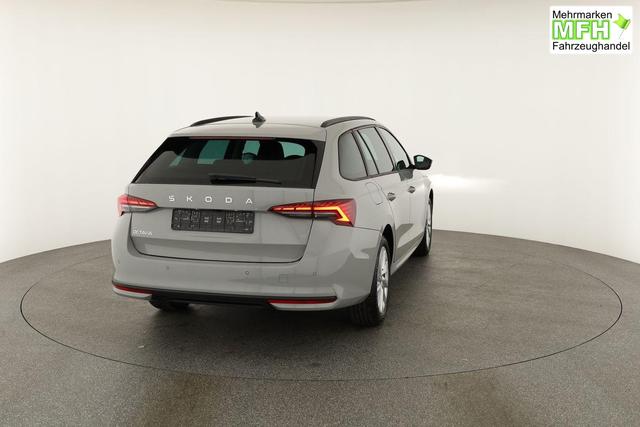 Skoda Octavia Combi 1.5 TSI 110 kW Selection Selection, AHK, LED, Side, ACC, Kamera, 17-Zoll 