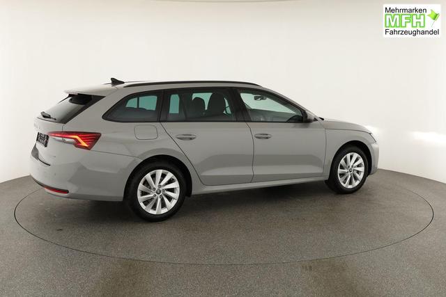 Skoda Octavia Combi 1.5 TSI 110 kW Selection Selection, AHK, LED, Side, ACC, Kamera, 17-Zoll 
