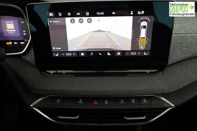 Skoda Octavia Combi 1.5 TSI 110 kW Selection Selection, AHK, LED, Side, ACC, Kamera, Winter, 17-Zoll 