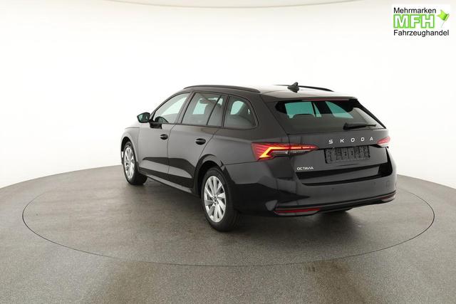 Skoda Octavia Combi 1.5 TSI 110 kW Selection Selection, AHK, LED, Side, ACC, Kamera, Winter, 17-Zoll 