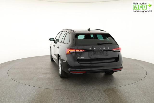 Skoda Octavia Combi 1.5 TSI 110 kW Selection Selection, AHK, LED, Side, ACC, Kamera, Winter, 17-Zoll 