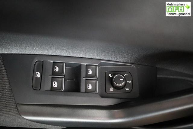Volkswagen Taigo R-Line 1.5 TSI DSG R-LINE, AHK, Navi, IQ.Light, Kamera, ACC, Winter 