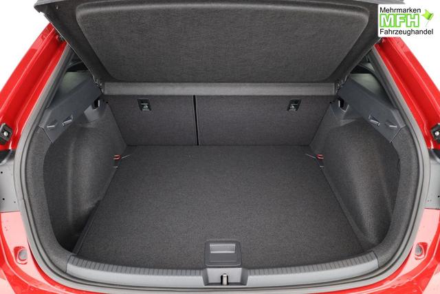Volkswagen Taigo R-Line 1.5 TSI DSG R-LINE, AHK, Navi, IQ.Light, Kamera, ACC, Winter 