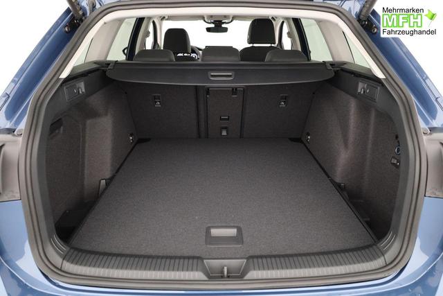 Volkswagen Golf Variant 1.5 eTSI 110 kW Life VIII DSG Life, AHK, easyOpen, Kamera, LED, Side, 3 J.-Garantie 