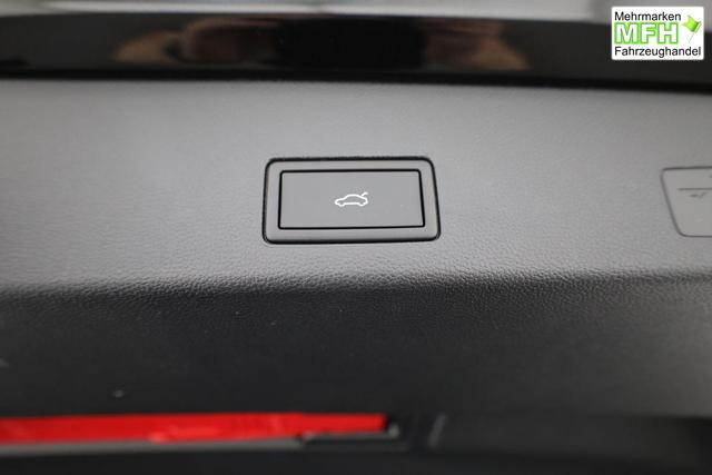 Volkswagen Golf Variant 1.5 eTSI 110 kW Life VIII DSG Life, AHK, easyOpen, Kamera, LED, Side, 3 J.-Garantie 