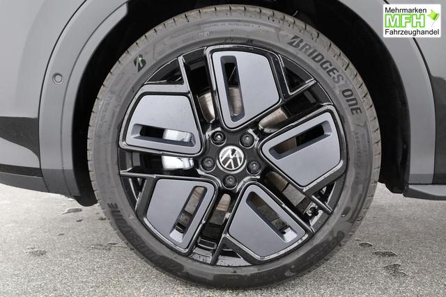 Volkswagen T-Roc 1.5 eTSI 110 kW R-Line DSG Black, neues Modell, 19-Zoll, Winter, sofort 