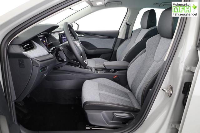 Skoda Octavia Combi 1.5 TSI 110 kW Selection Selection, LED, Side, ACC, Kamera, Winter, 17-Zoll 