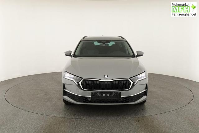 Skoda Octavia Combi 1.5 TSI 110 kW Selection Selection, LED, Side, ACC, Kamera, Winter, 17-Zoll 