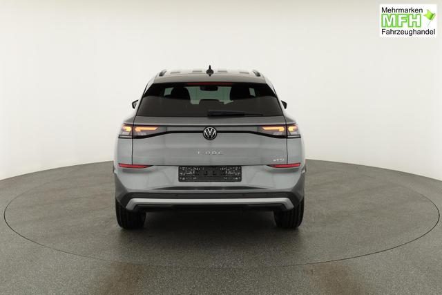 Volkswagen T-Roc 1.5 eTSI 110 kW Life DSG Life, neues Modell, LED, Kamera, Side, Winter, 17-Zoll 