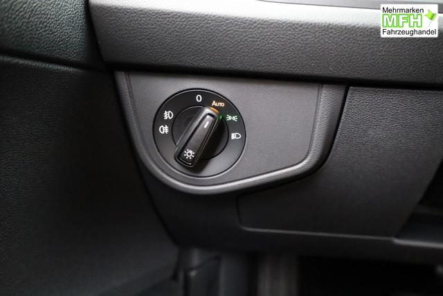 Volkswagen Taigo R-Line 1.5 TSI DSG R-LINE, AHK, Navi, IQ.Light, Kamera, ACC, Winter 