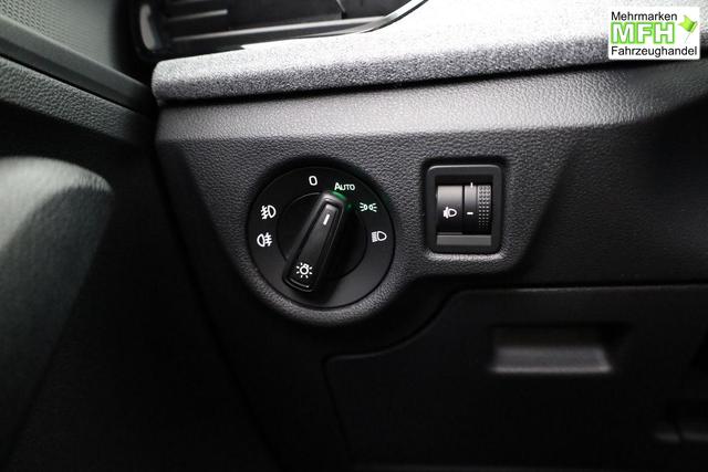 Skoda Kamiq Selection 1.5 TSI DSG Selection, LED, Kamera, Ladeboden, 16-Zoll, 4 J.-Garantie 