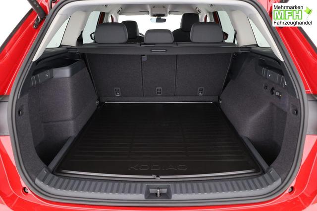 Skoda Kodiaq 1.5 TSI iV 150 kW Selection Selection, AHK, Navi, Kamera, Side, el. Klappe, Winter, sofort 