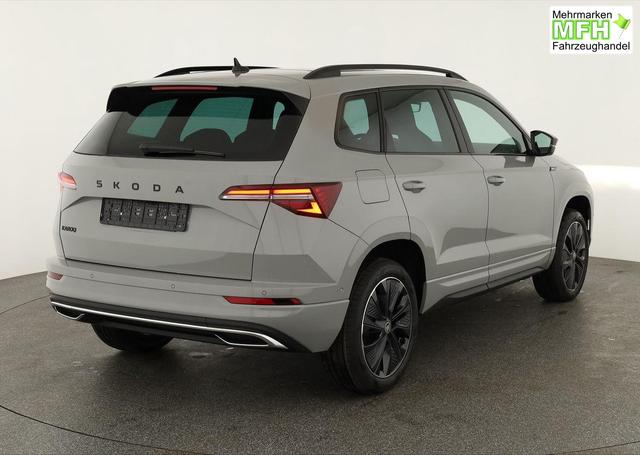 Skoda Karoq Sportline 1.5 TSI DSG Sportline, Pano, AHK, Navi, CANTON, Matrix, AreaView, Side, el. Klappe, FS-beheizbar, 5 J.-Garantie 