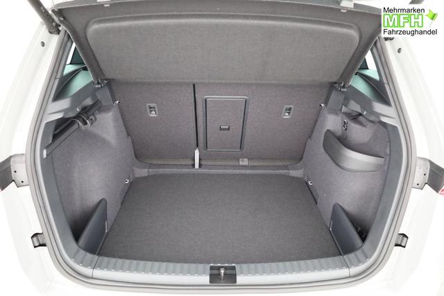 Skoda Karoq Sportline 1.5 TSI DSG Sportline, Pano, AHK, Navi, CANTON, Matrix, AreaView, Side, el. Klappe, FS-beheizbar, 5 J.-Garantie 