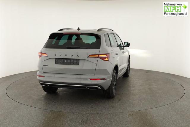 Skoda Karoq Sportline 1.5 TSI DSG Sportline, Pano, AHK, Navi, CANTON, Matrix, AreaView, Side, el. Klappe, FS-beheizbar, 5 J.-Garantie 
