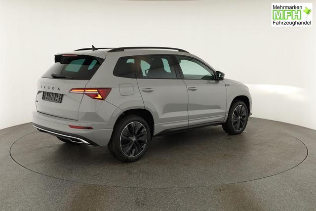 Skoda Karoq Sportline 1.5 TSI DSG Sportline, Pano, AHK, Navi, CANTON, Matrix, AreaView, Side, el. Klappe, FS-beheizbar, 5 J.-Garantie 
