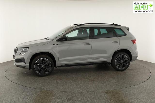 Skoda Karoq Sportline 1.5 TSI DSG Sportline, Pano, AHK, Navi, CANTON, Matrix, AreaView, Side, el. Klappe, FS-beheizbar, 5 J.-Garantie 