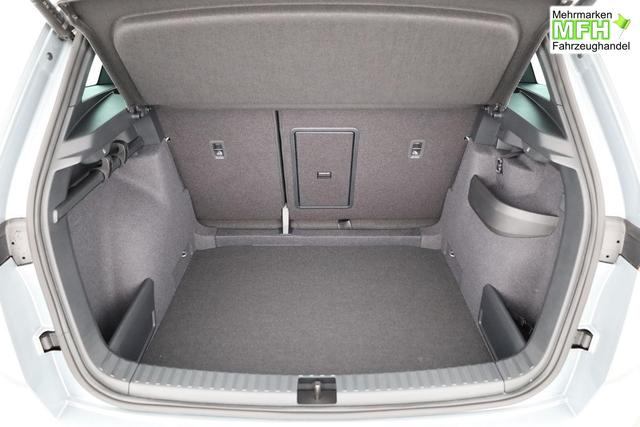 Skoda Karoq Sportline 1.5 TSI DSG Sportline, Pano, AHK, Navi, CANTON, Matrix, AreaView, Side, Kamera, el. Klappe, FS-beheizbar, 5 J.-Garantie 