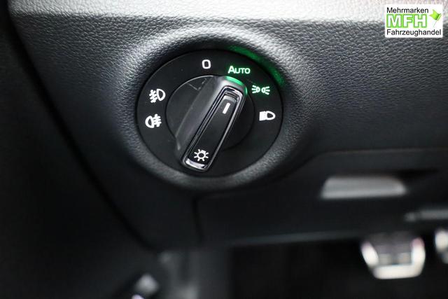Skoda Kamiq Monte Carlo 1.0 TSI DSG Carlo, Pano, AHK, Navi, Matrix, el.Klappe, 18-Zoll, 5 J.-Garantie 