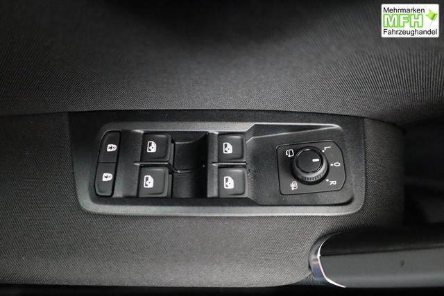 Volkswagen Touran Comfortline BMT/Start-Stopp 1.5 TSI DSG Comfortline, AHK, Navi, Side, Kamera, easyOpen, 17-Zoll, 3.J-Garantie 
