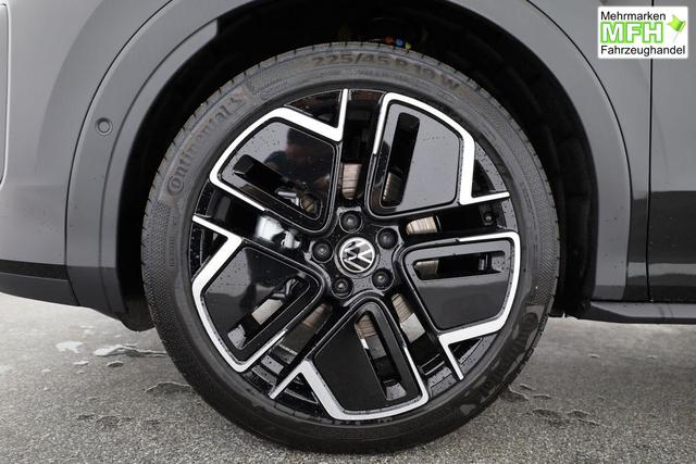 Volkswagen T-Roc 1.5 eTSI 110 kW R-Line DSG Black, AHK, IQ.Light, Kamera, el. Klappe, 19-Zoll 