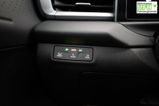 Volkswagen T-Roc 1.5 eTSI 110 kW R-Line DSG Black, AHK, IQ.Light, Kamera, el. Klappe, 19-Zoll 