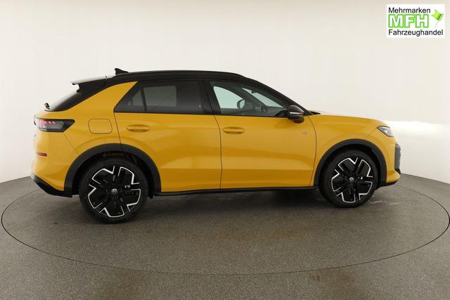 Volkswagen T-Roc 1.5 eTSI 110 kW R-Line DSG Black, AHK, IQ.Light, Kamera, el. Klappe, 19-Zoll 