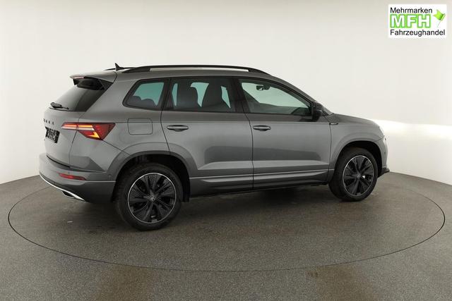 Skoda Karoq Sportline 1.5 TSI DSG Sportline, Pano, AHK, Navi, CANTON, Matrix, AreaView, Side, el. Klappe, FS-beheizbar, 5 J.-Garantie 