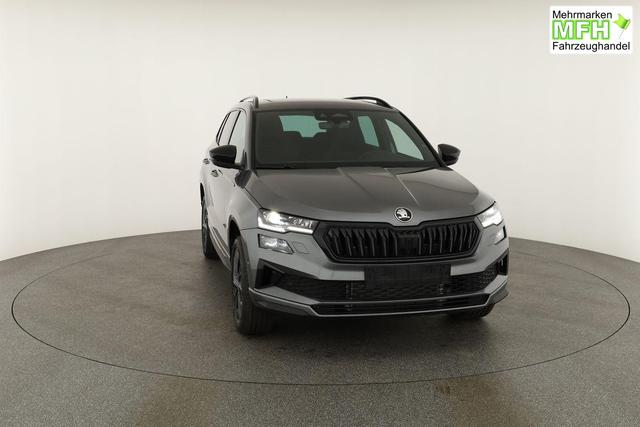 Skoda Karoq Sportline 1.5 TSI DSG Sportline, Pano, AHK, Navi, CANTON, Matrix, AreaView, Side, el. Klappe, FS-beheizbar, 5 J.-Garantie 