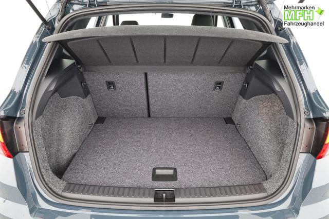 Seat Arona 1.0 TSI 85 kW Style DSG Style, AHK, Navi, ACC, Kamera, LED 