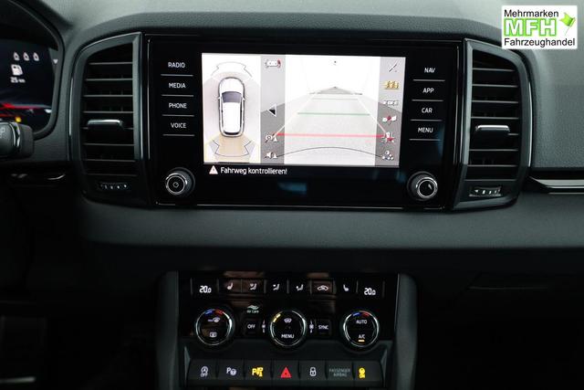 Skoda Karoq Sportline 1.5 TSI DSG Sportline, AHK, Navi, CANTON, Matrix, AreaView, Side, Kamera, el. Klappe, FS-beheizbar, 5 J.-Garantie 